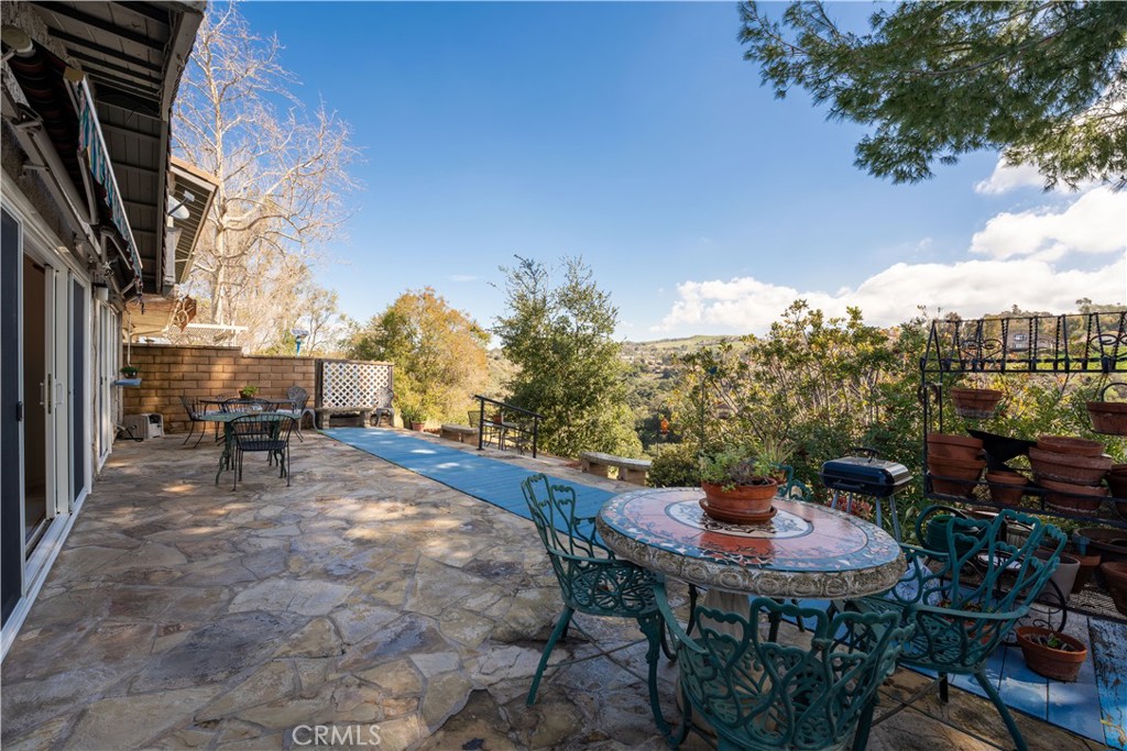 6550 E Paseo Alcazaa, Anaheim Hills CA 92807 - photo 1