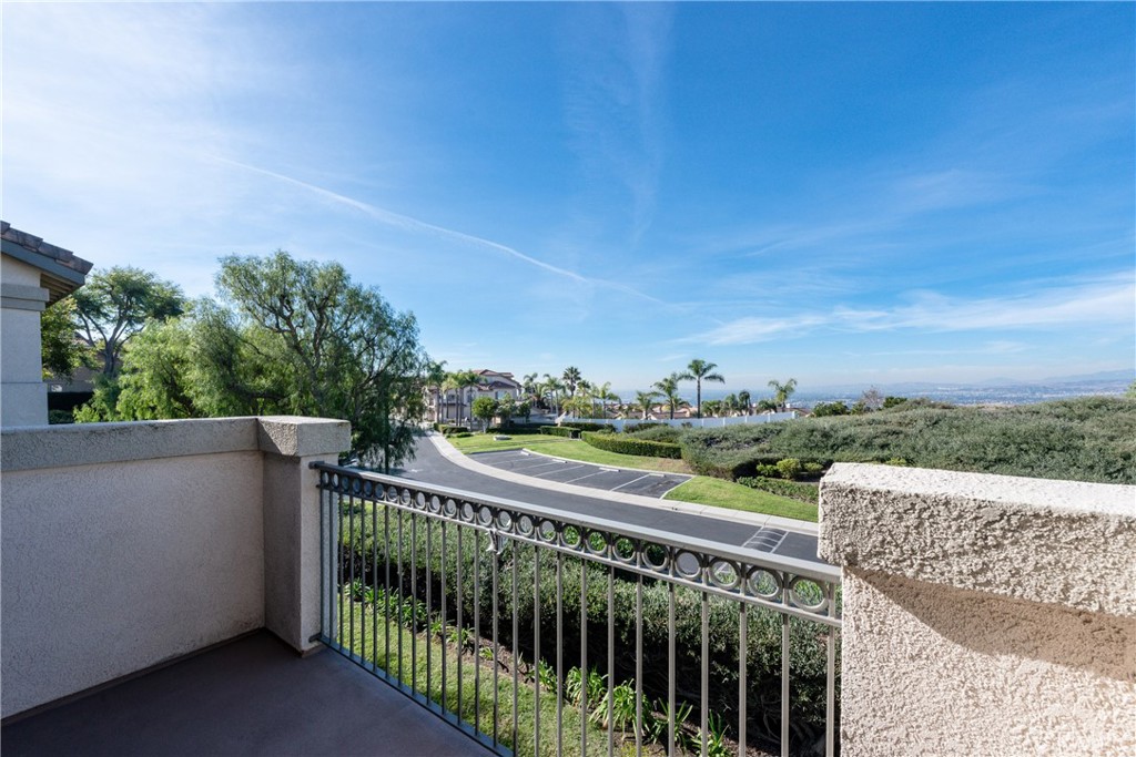 7807 E Quinn Drive, Anaheim Hills CA 92808 - photo 31