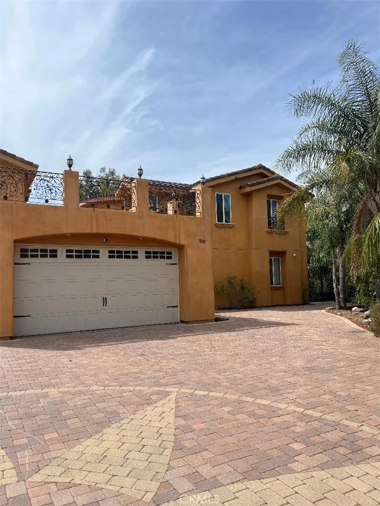 7880 E AUTRY Drive, Anaheim Hills, CA 92808