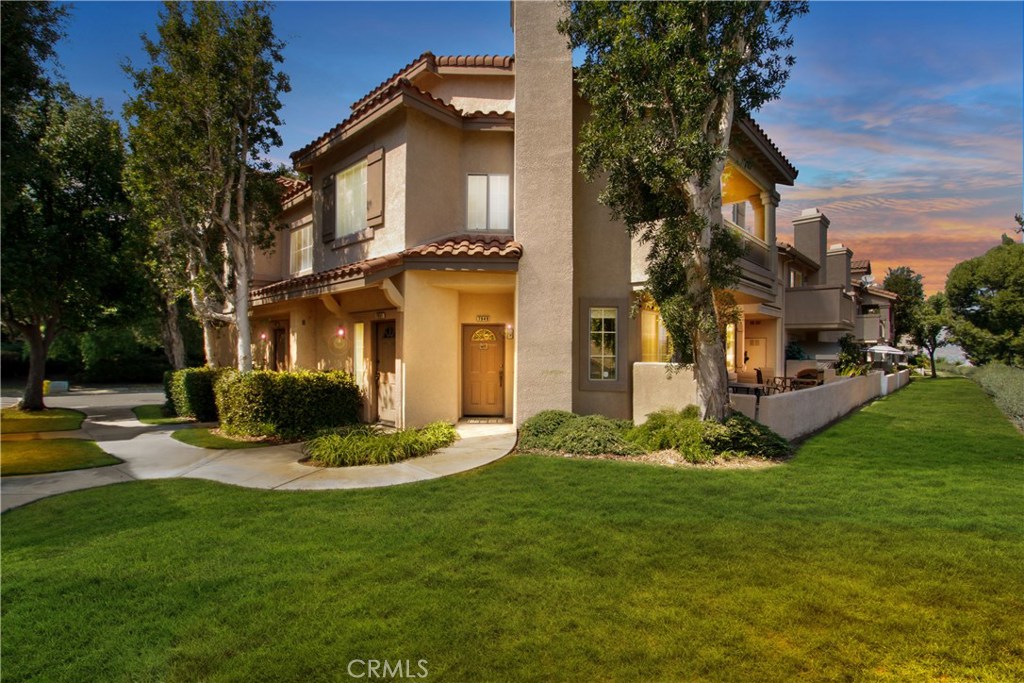 Beautiful ground floor end unit with two bedrooms and two bathrooms and large patio - 7949 E Quinn, Anaheim Hills CA 92808 - photo 1