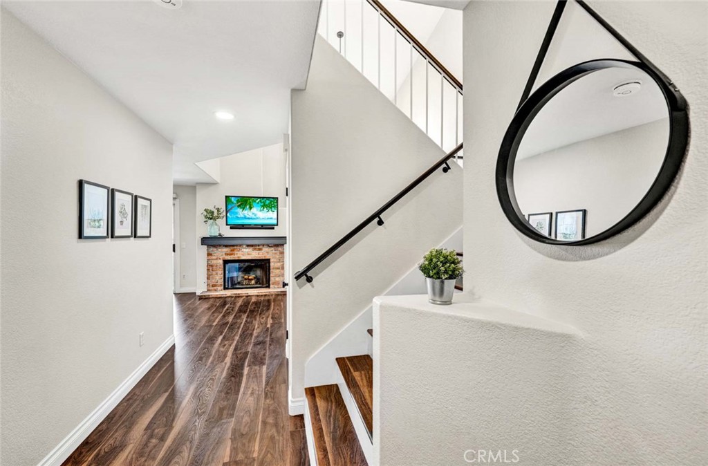 7999 E Viewrim, Anaheim Hills CA 92808 - photo 4