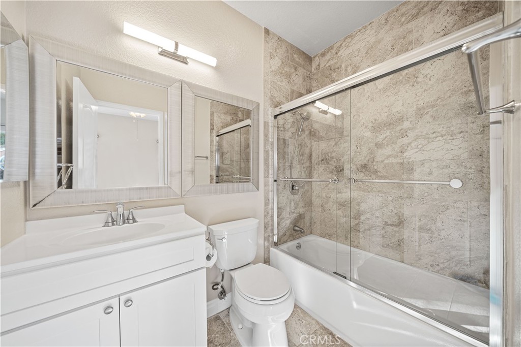 Third floor suite Bath 2 - 8125 E Santo Court, Anaheim Hills CA 92808 - photo 24