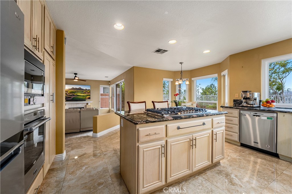 8171 E Marblehead Way, Anaheim Hills CA 92808 - photo 15