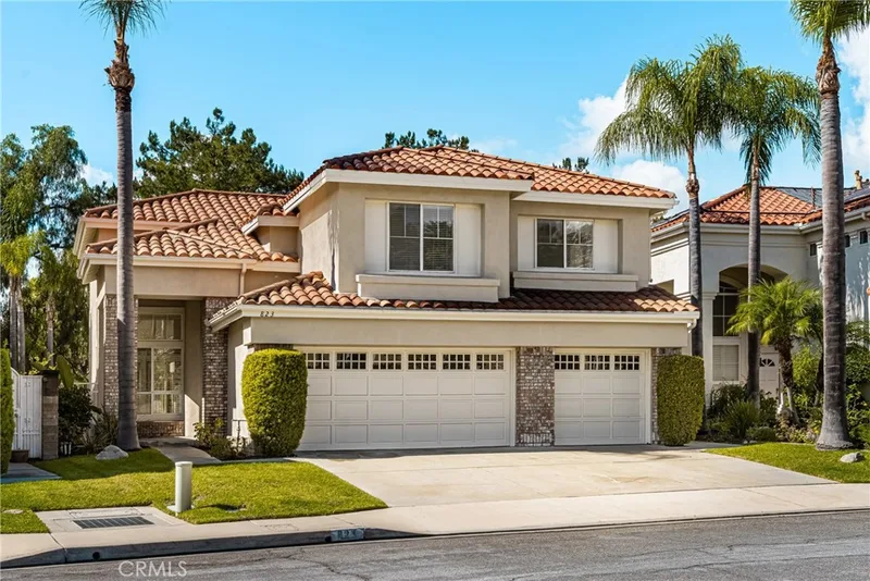 823 S Parkglen Place, Anaheim Hills, CA 92808