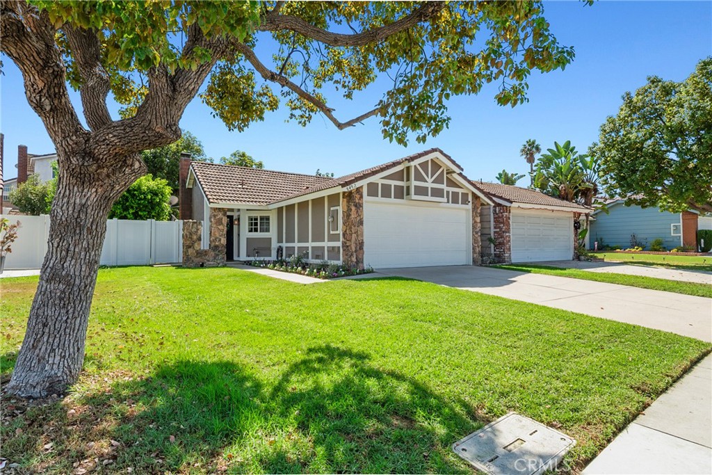 8492 E Saratoga Street, Anaheim Hills CA 92808 - photo 3