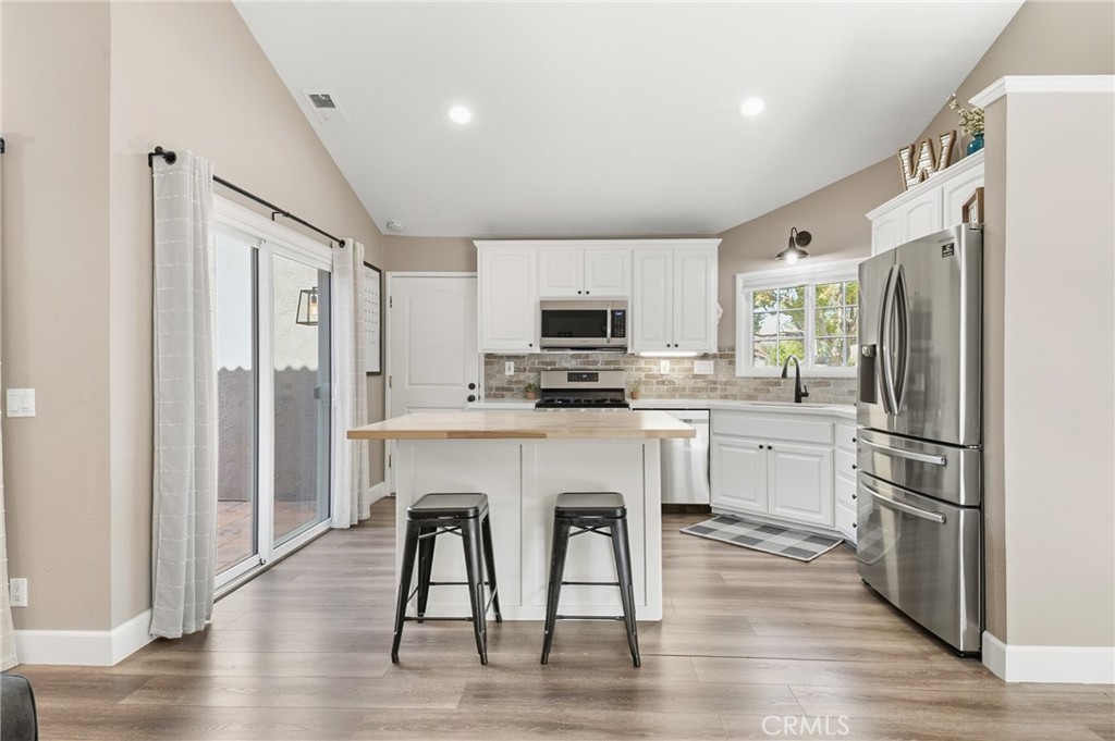 8492 E Saratoga Street, Anaheim Hills CA 92808 - photo 9