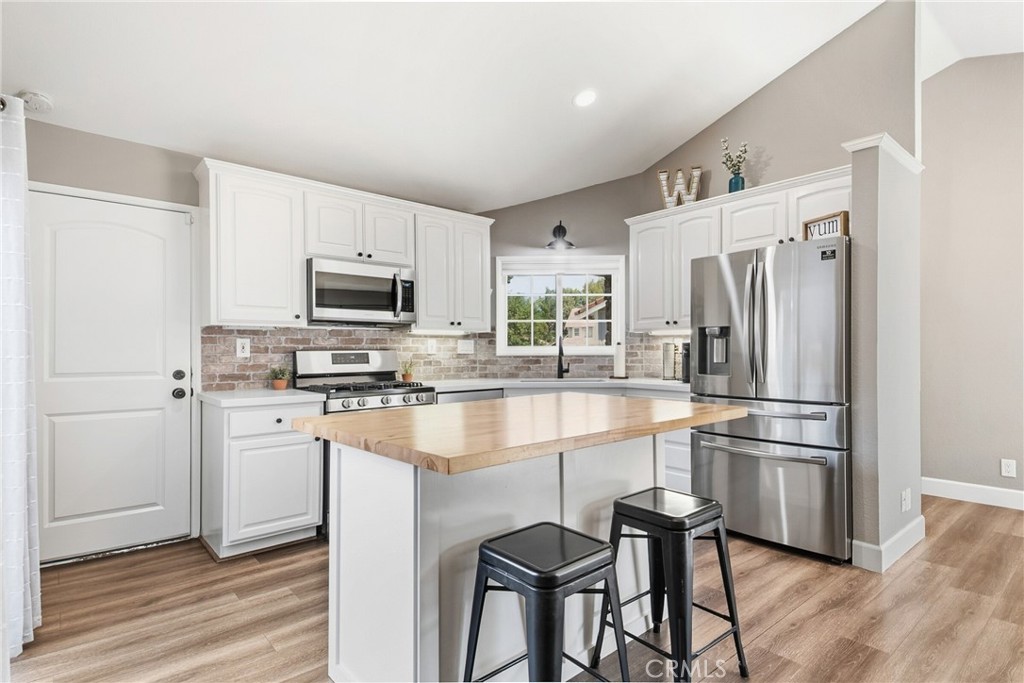 8492 E Saratoga Street, Anaheim Hills CA 92808 - photo 10