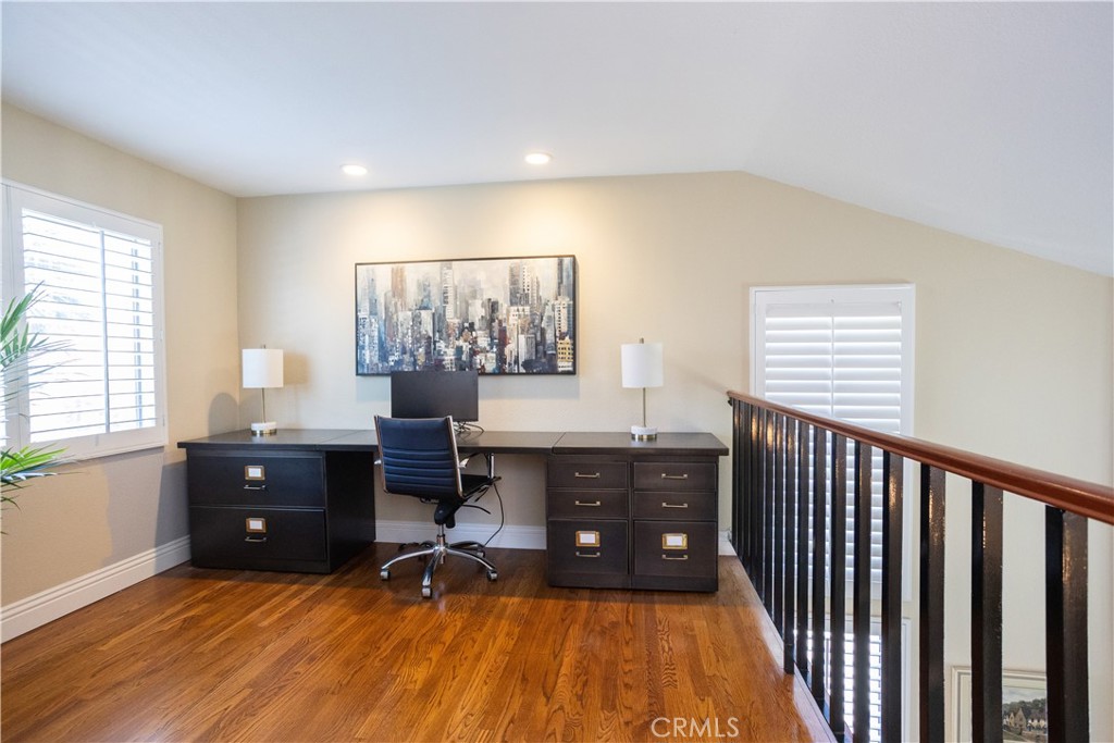 Loft or Convert to a 4th Bedroom - 8505 E Meadowridge, Anaheim Hills CA 92808 - photo 26
