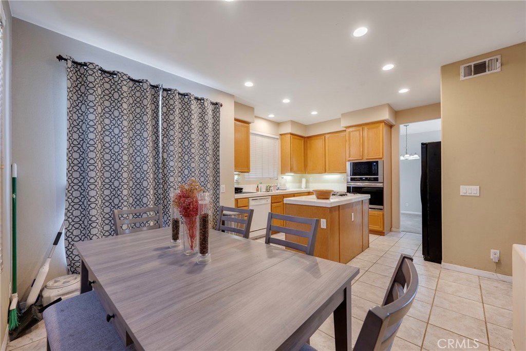 8681 E Windsong, Anaheim Hills CA 92808 - photo 6