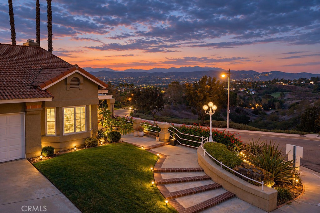 881 S Trailblazer Circle, Anaheim Hills CA 92807 - photo 3