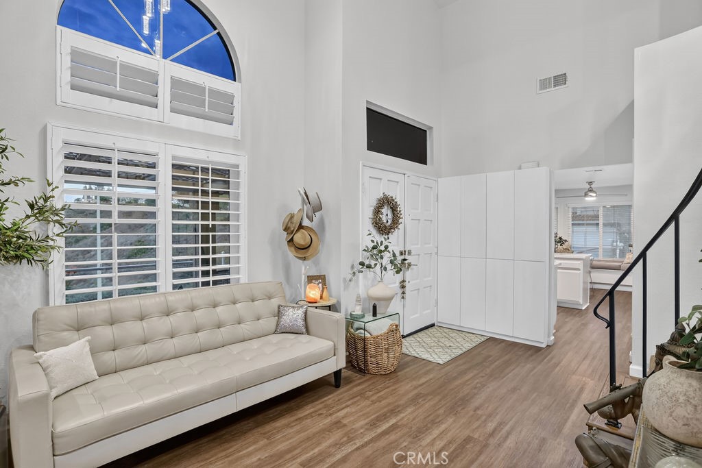 881 S Trailblazer Circle, Anaheim Hills CA 92807 - photo 9