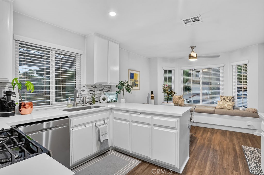 881 S Trailblazer Circle, Anaheim Hills CA 92807 - photo 10