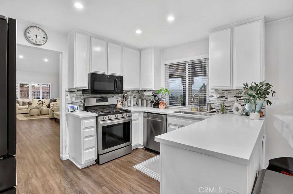 881 S Trailblazer Circle, Anaheim Hills CA 92807 - photo 11