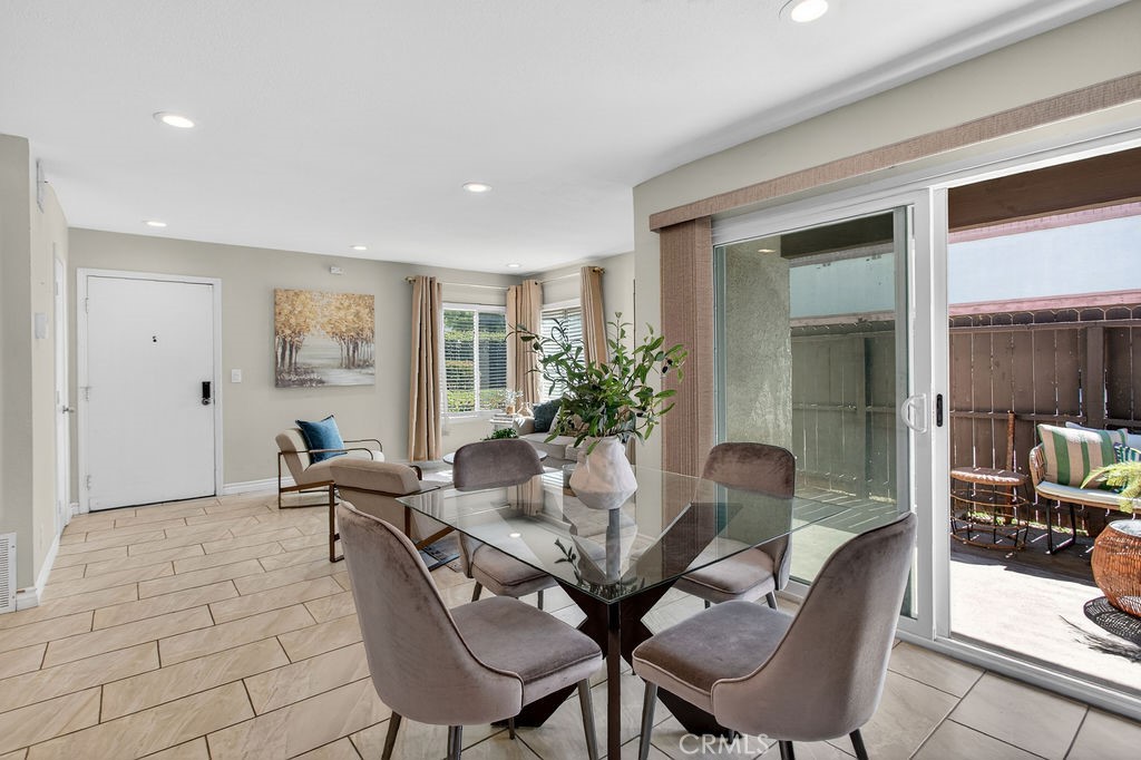 1000 S Citron 9, Anaheim CA 92805 - photo 5