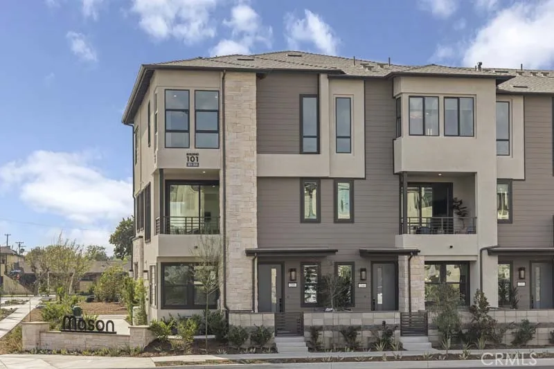 101 Laxore St. 205, Anaheim, CA 92804