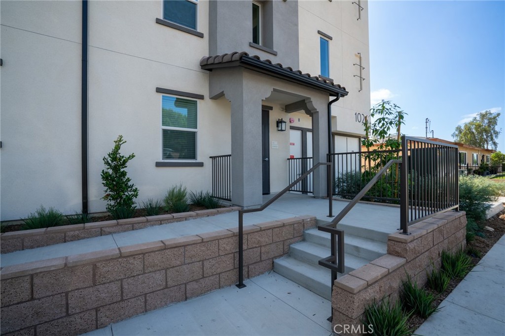 1024 W Romneya Drive, Anaheim CA 92801 - photo 5