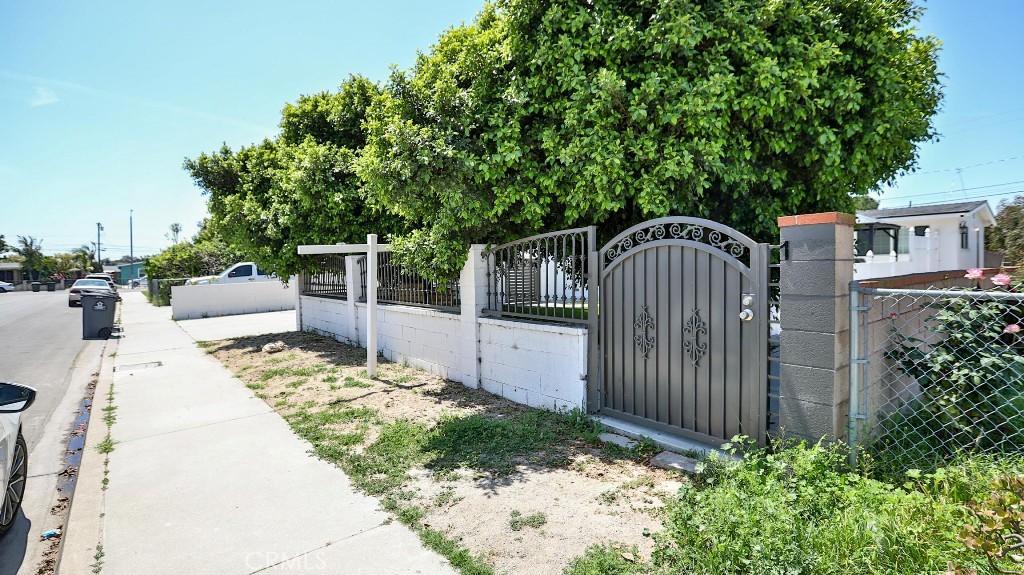 10301 Antigua Street, Anaheim CA 92804 - photo 1