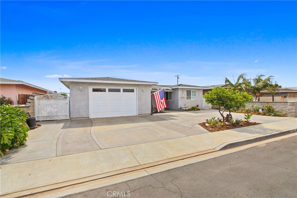 10301 Rhiems Road, Anaheim CA 92804 - photo 1