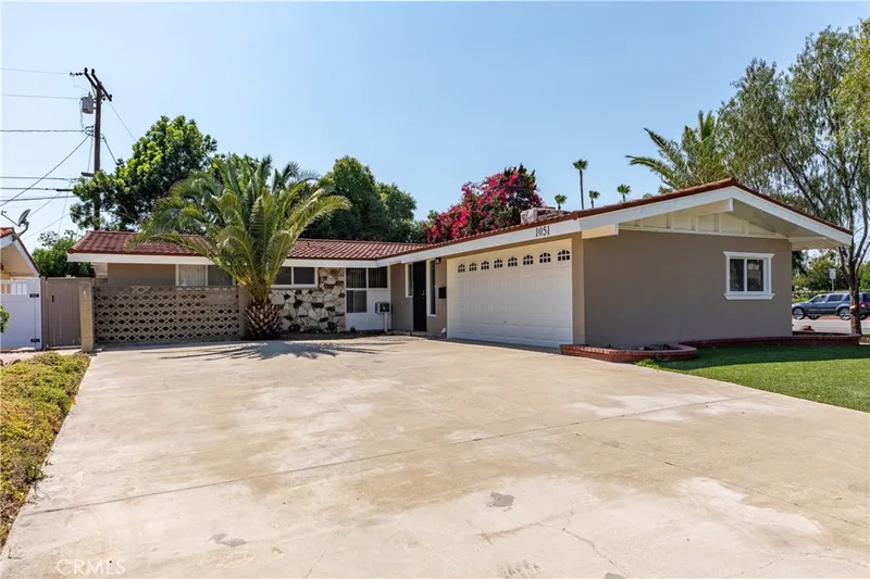 1051 N Lido St, Anaheim, CA 92801