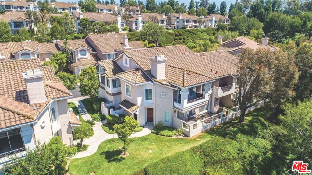 1055 S Dewcrest Drive, Anaheim CA 92808 - photo 1