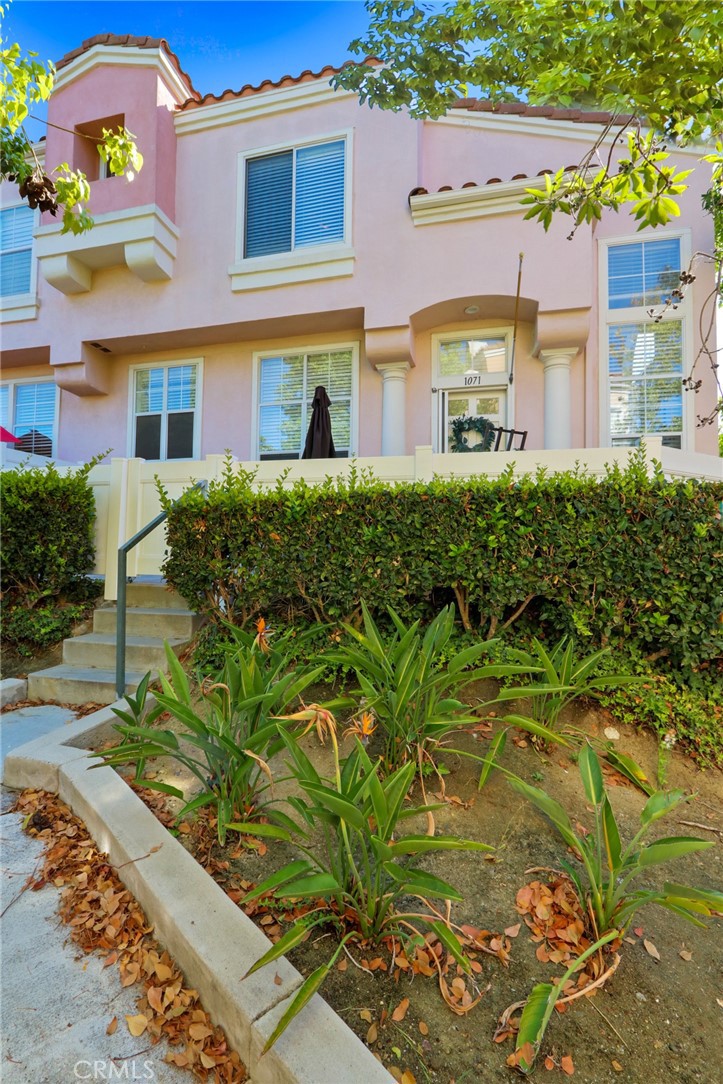 1071 S Volterra, Anaheim CA 92808 - photo 4