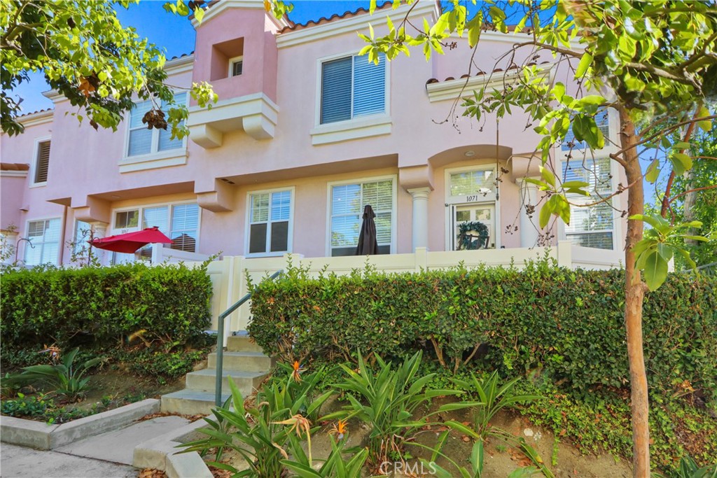 1071 S Volterra, Anaheim CA 92808 - photo 5