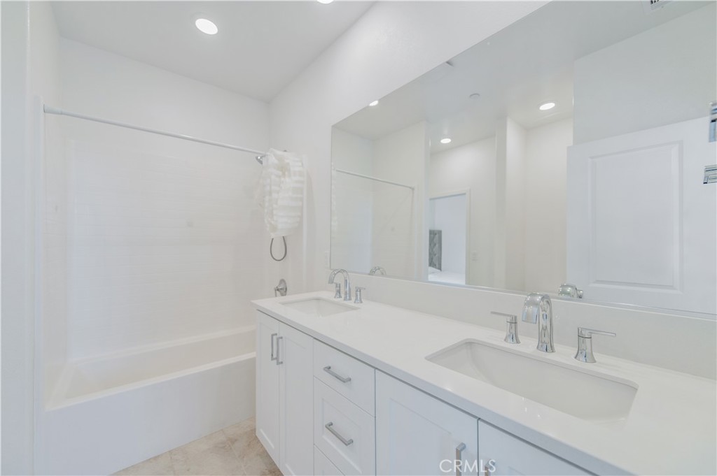 1092 N Anaheim Blvd 1, Anaheim CA 92801 - photo 31