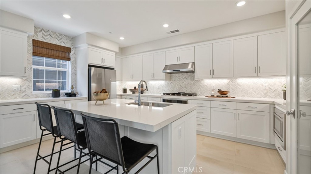 Photos shown are of model only- not actual homesite. - 1098 N Anaheim Boulevard 2, Anaheim CA 92801 - photo 1