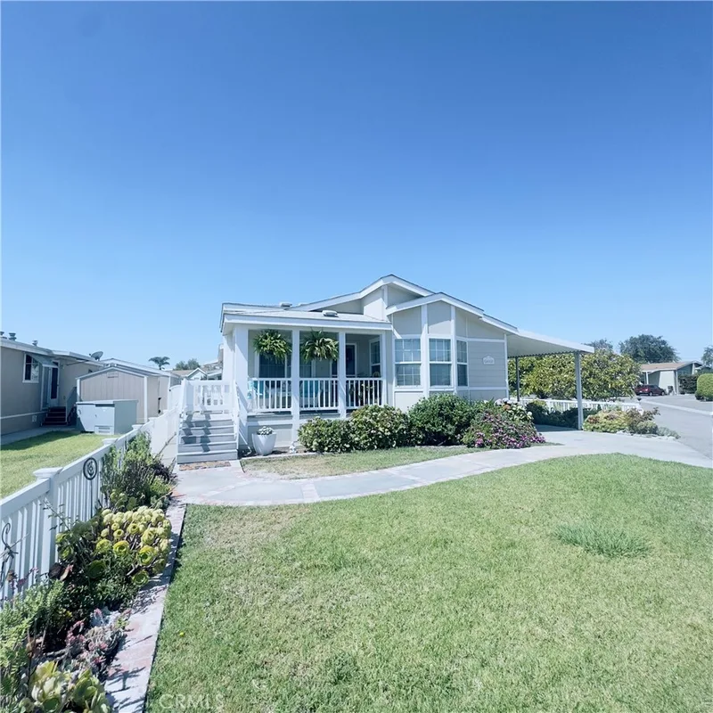 11 Pine Via, Anaheim