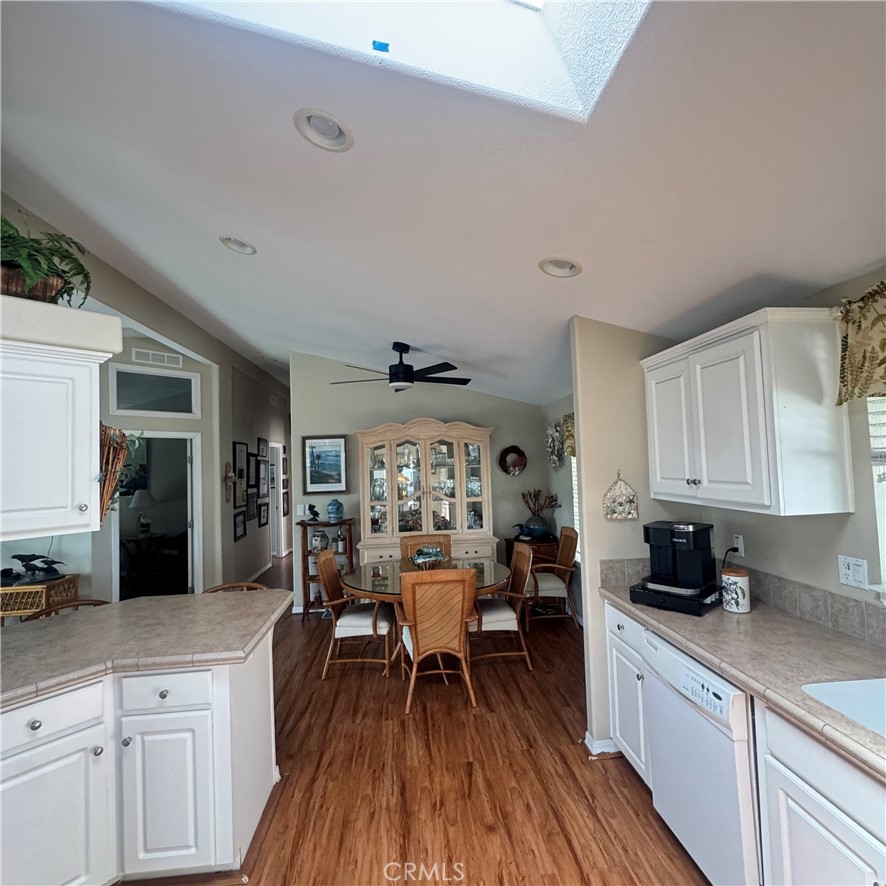 11 Pine Via, Anaheim CA 92801 - photo 11