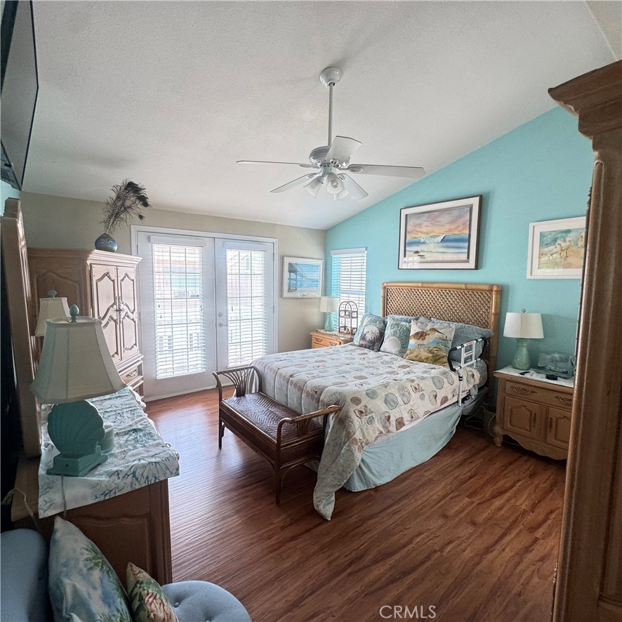 11 Pine Via, Anaheim CA 92801 - photo 17
