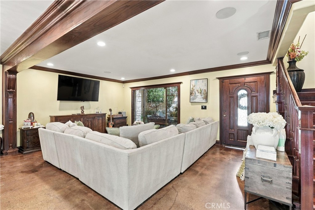 110 S Francisco, Anaheim CA 92807 - photo 4