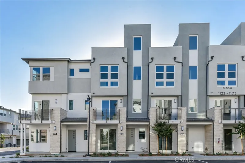 1110 W Cara Dr, Anaheim, CA 92805