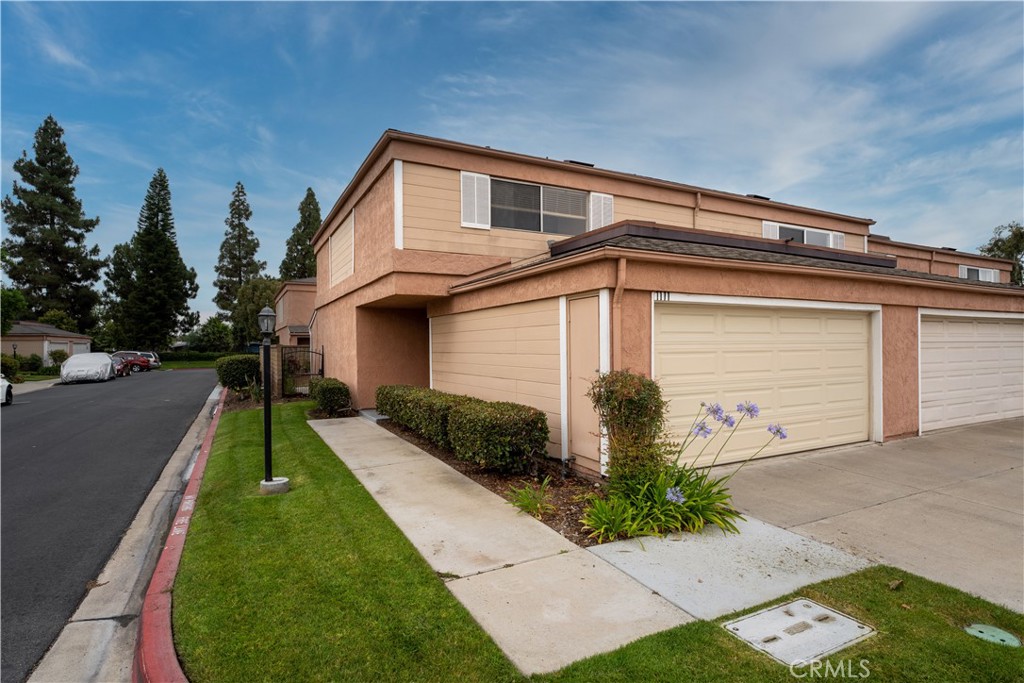 1111 N Dresden Street 46, Anaheim CA 92801 - photo 1