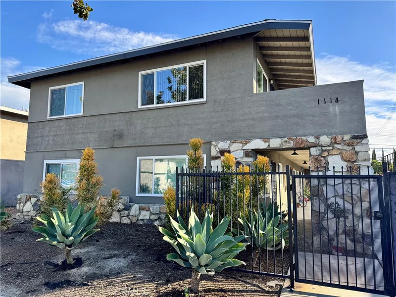 1114 N Mayfair H, Anaheim, CA 92801