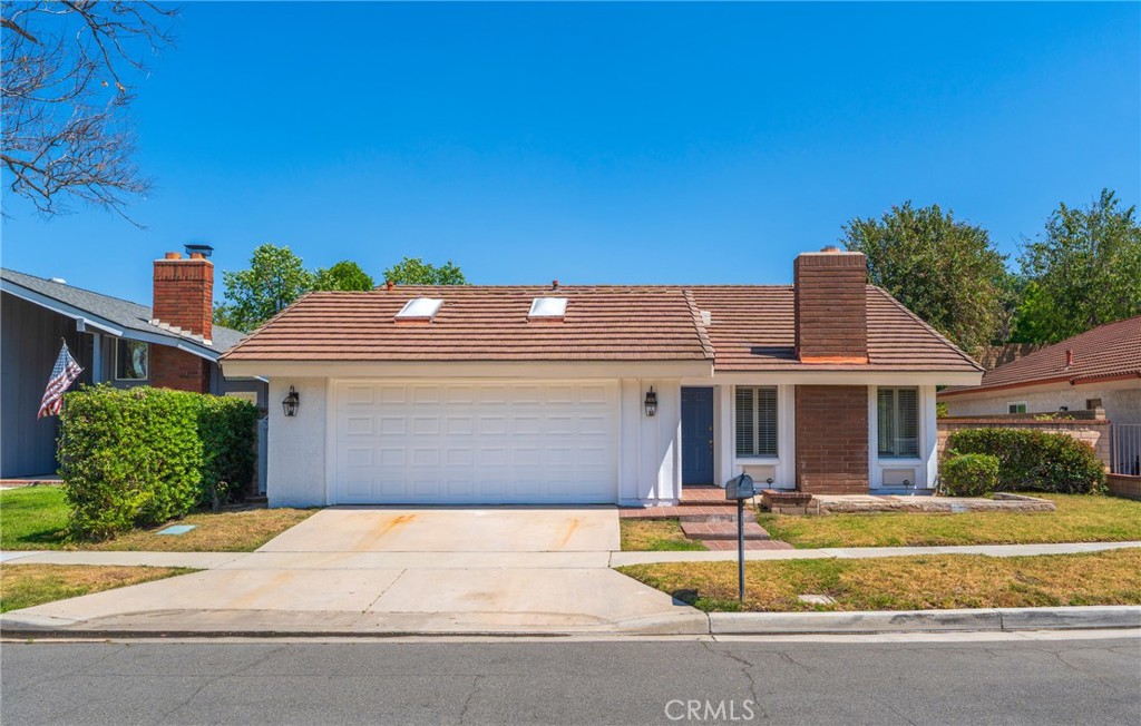 Welcome to 112 N Avenida Palmera! - 112 N Avenida Palmera, Anaheim CA 92807 - photo 1