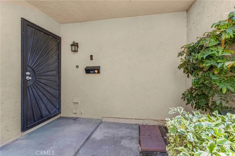 1124 S Clifpark C37P, Anaheim, CA 92805