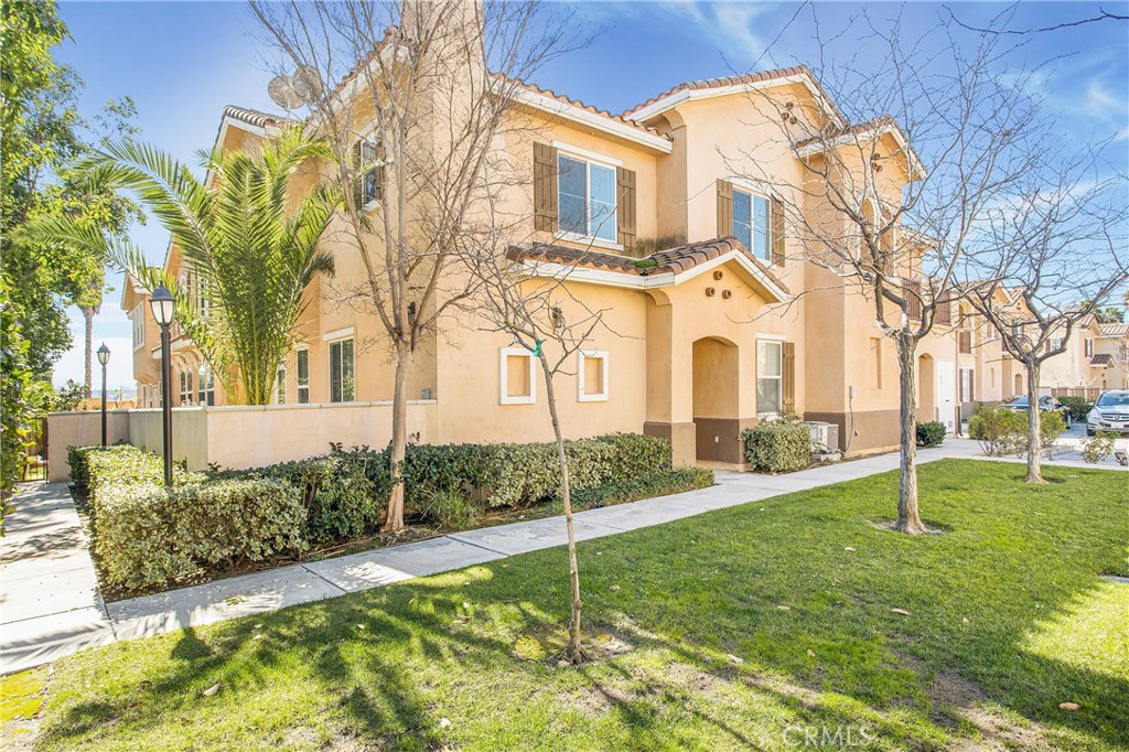 1128 N Euclid St 28, Anaheim CA 92801 - photo 1