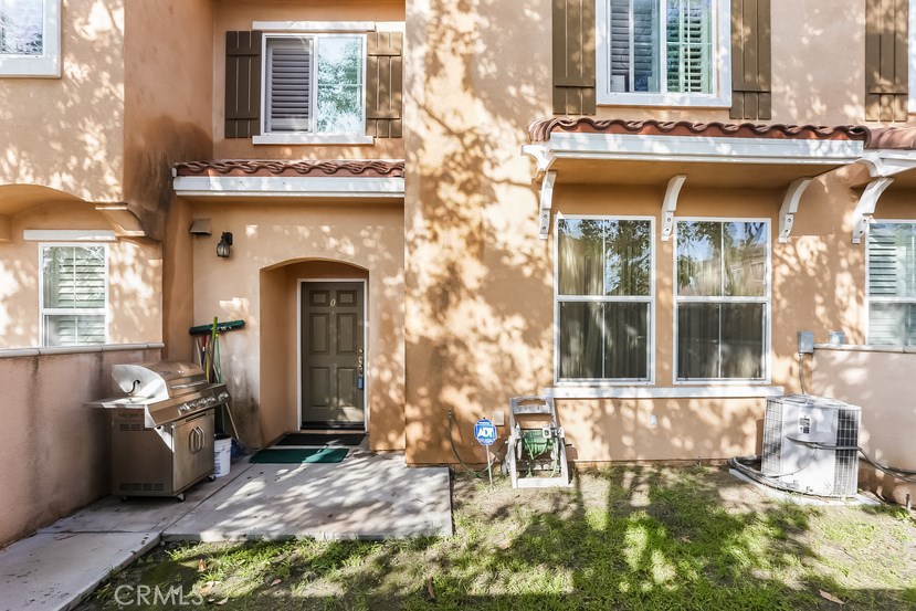 1128 N Euclid Street 30, Anaheim CA 92801 - photo 1