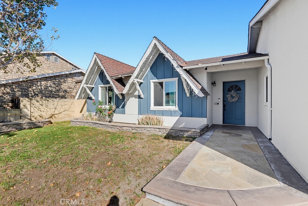 113 W Wilken Way, Anaheim CA 92802 - photo 5