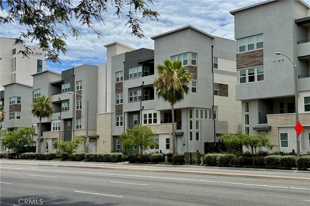 1130 S Urbana, Anaheim CA 92805 - photo 1