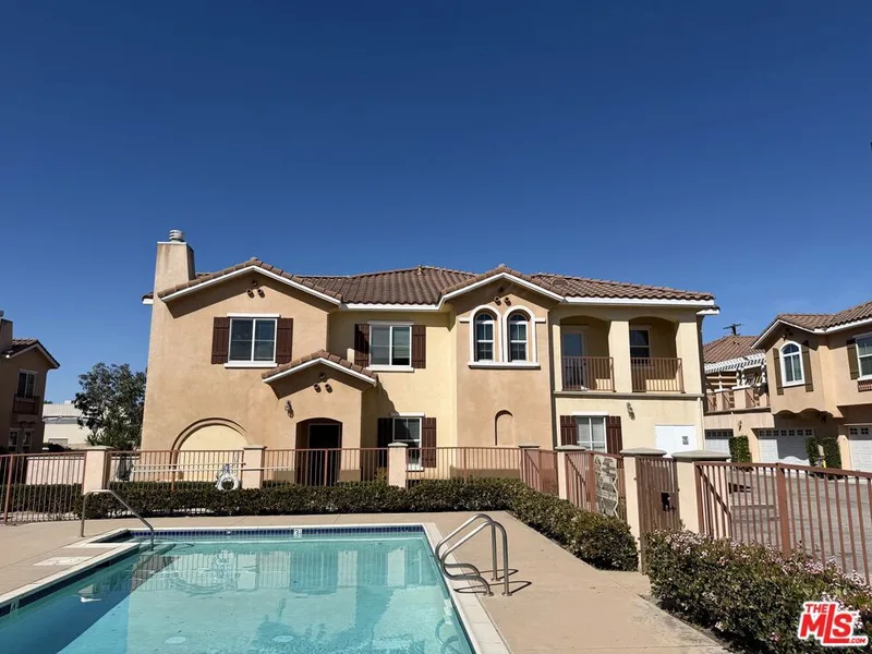1134 N Euclid Street 18, Anaheim, CA 92801