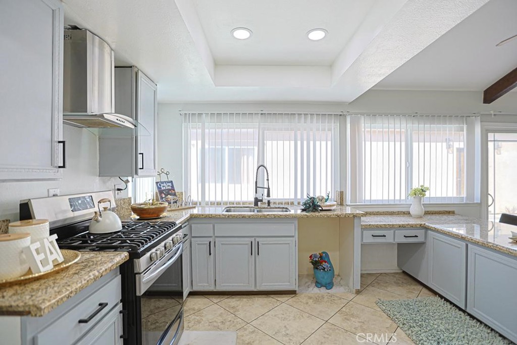 115 S La Paz, Anaheim CA 92807 - photo 16