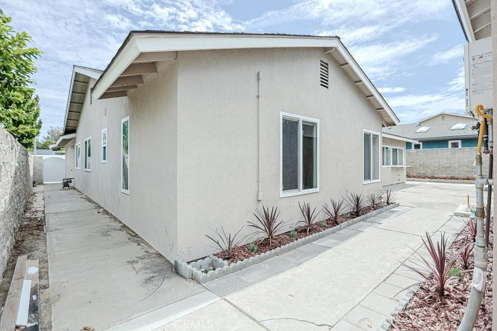 115 S La Paz, Anaheim CA 92807 - photo 32