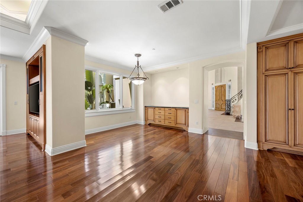 Great Room - 115 S Montgomery, Anaheim CA 92807 - photo 14