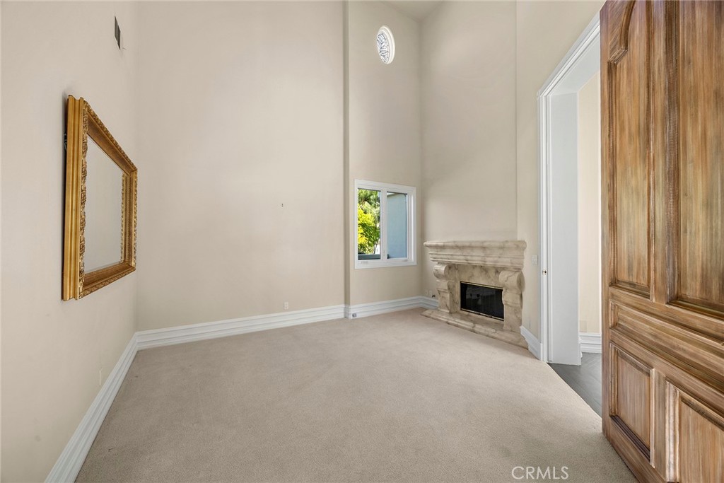 Primary Sitting Room - 115 S Montgomery, Anaheim CA 92807 - photo 26