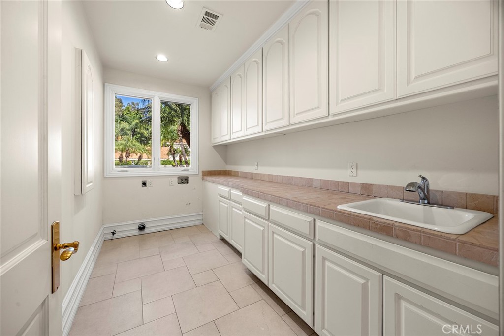 Laundry Room - 115 S Montgomery, Anaheim CA 92807 - photo 49