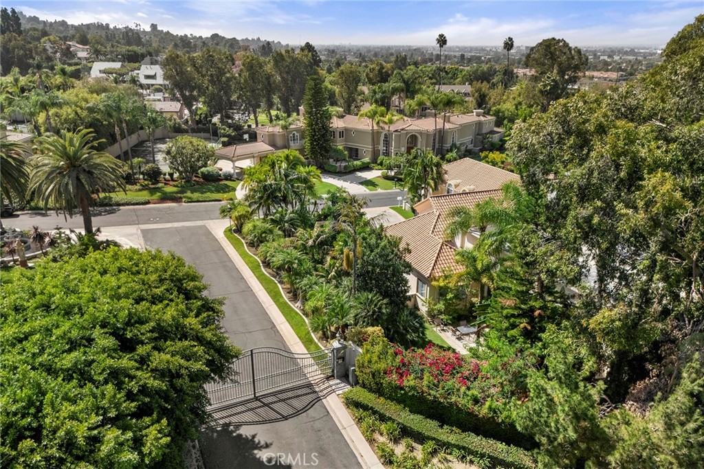 Gated Entrance - 115 S Montgomery, Anaheim CA 92807 - photo 59