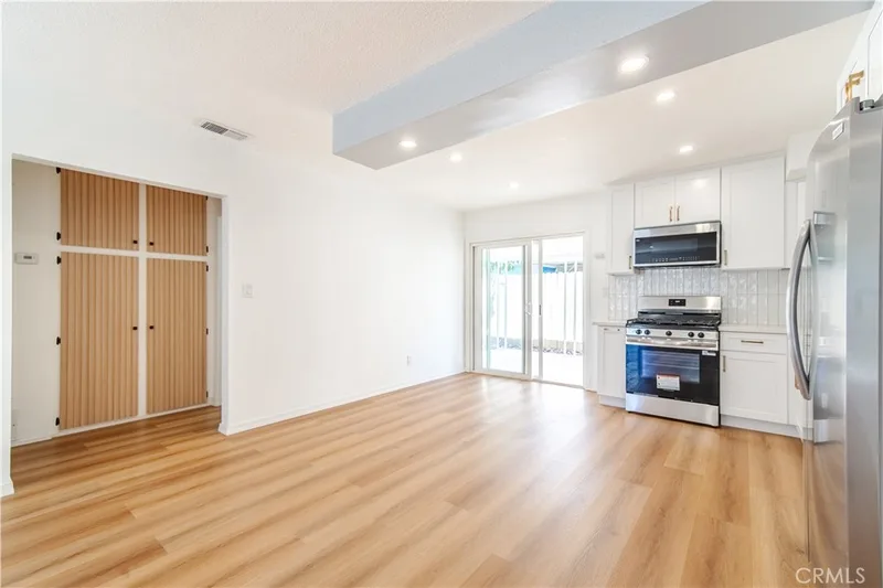 1152 N West 50, Anaheim, CA 92801