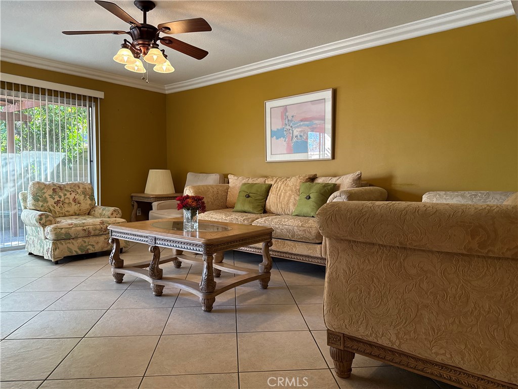 1153 N Dresden 16, Anaheim CA 92801 - photo 3